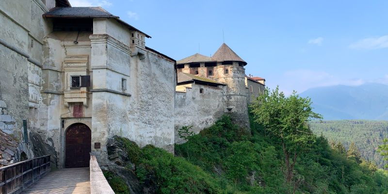 Rodeneck oder Rodenegg ...