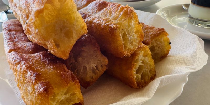 Frühstück typisch spanisch