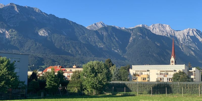 Trotz Corona grenzenloser Reiseverkehr ..